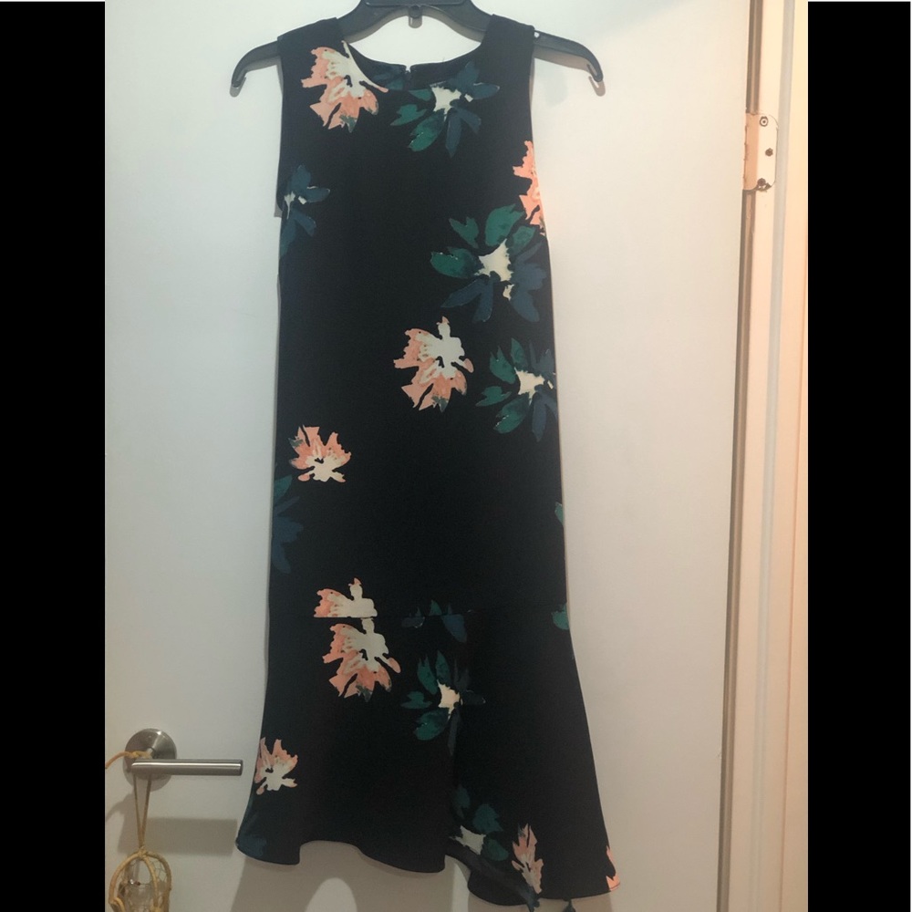 ❤️SOLD❤️ WHO WHAT WEAR SHEATH DRESS